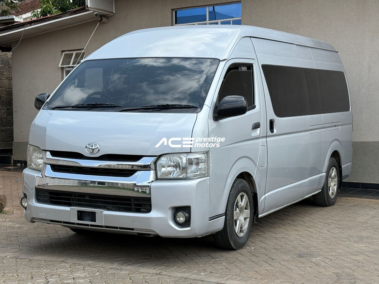 Image of Toyota Hiace Commuter VVIP YOM - 2018