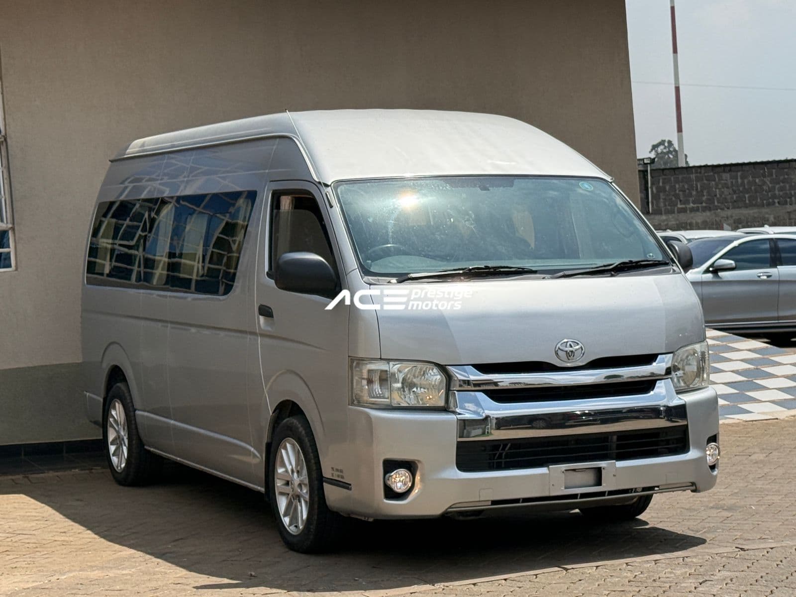 Image of Toyota Hiace Commuter VVIP YOM - 2018
