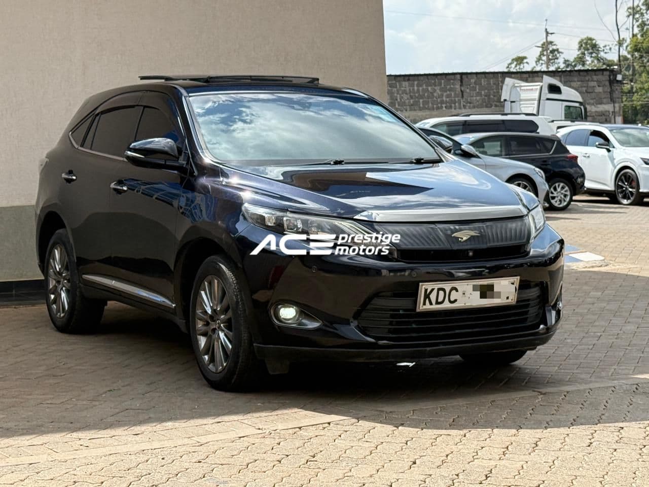 Image of Toyota Harrier YOM - 2014