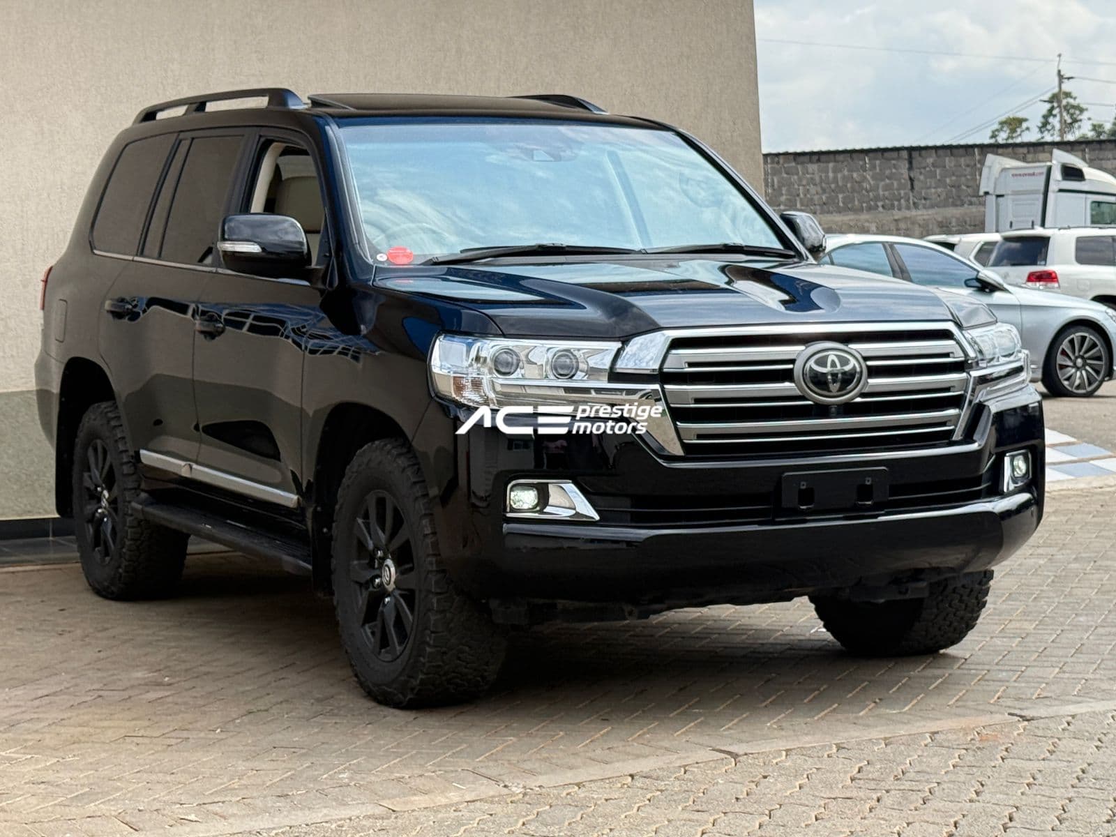 Image of  Toyota Land Cruiser Sahara YOM - 2018