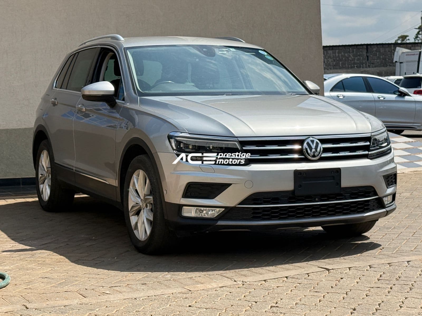 Image of  Volkswagen Tiguan  YOM - 2017