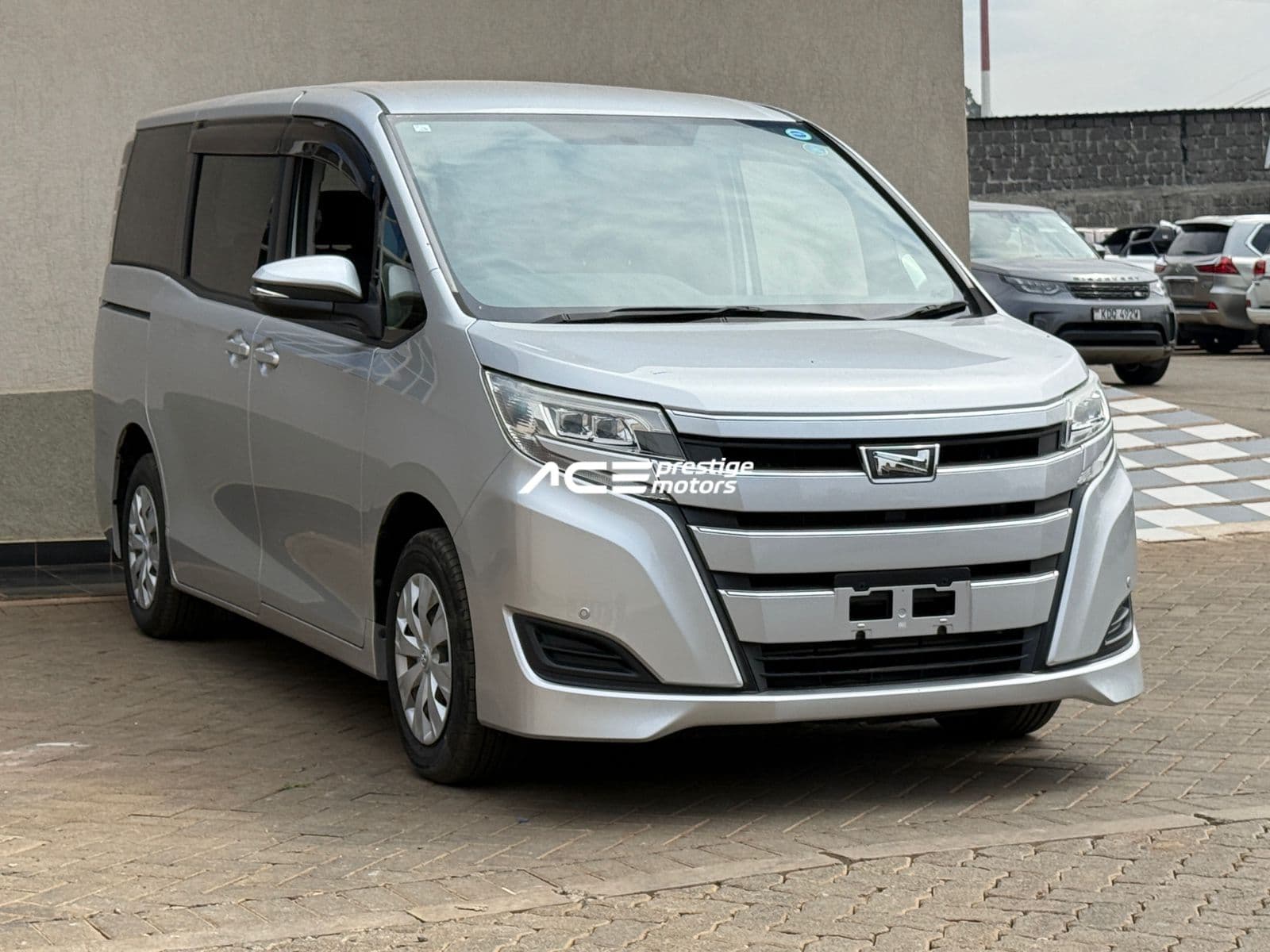 Image of  Toyota Noah YOM - 2018