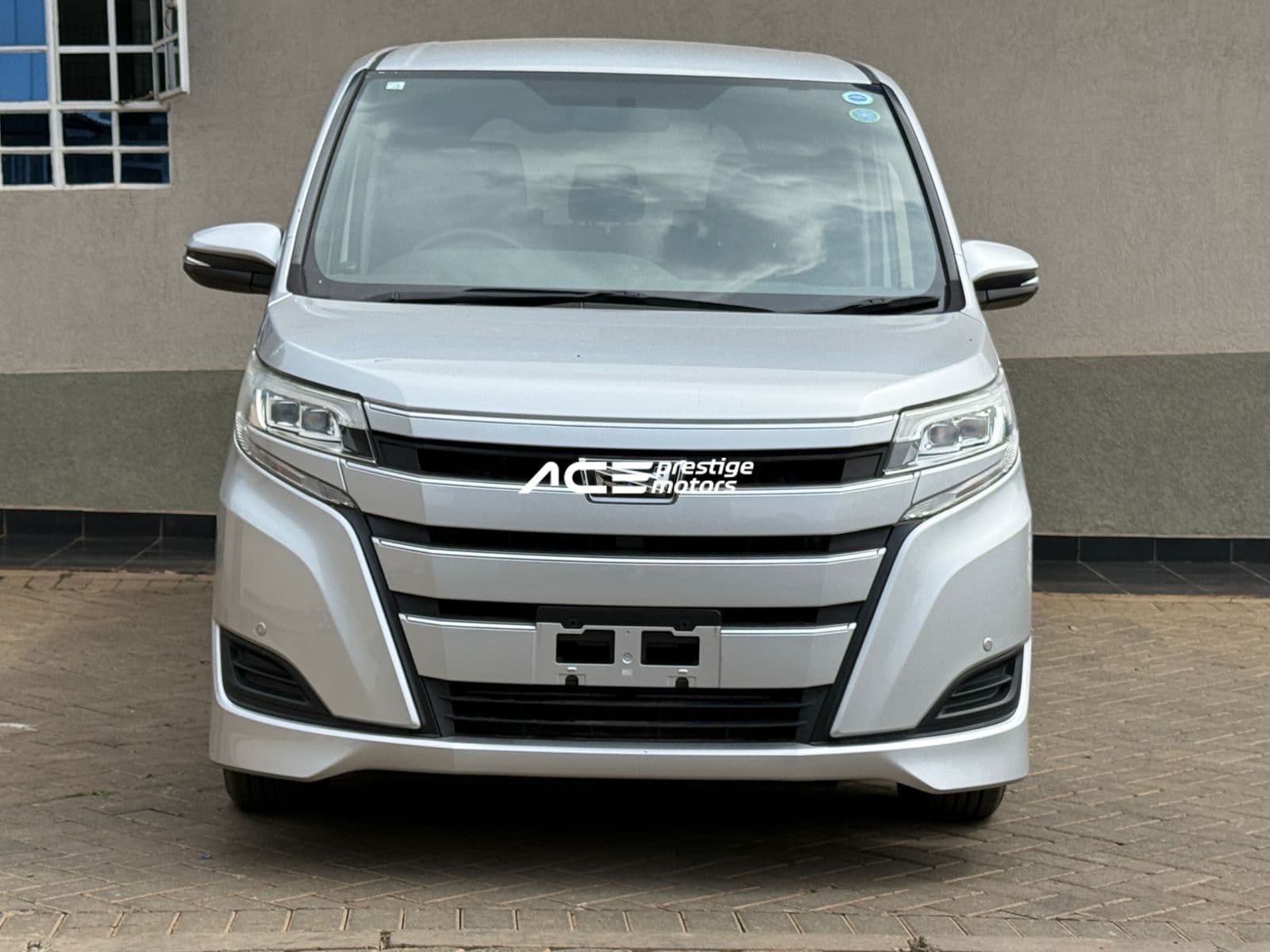 Image of  Toyota Noah YOM - 2018