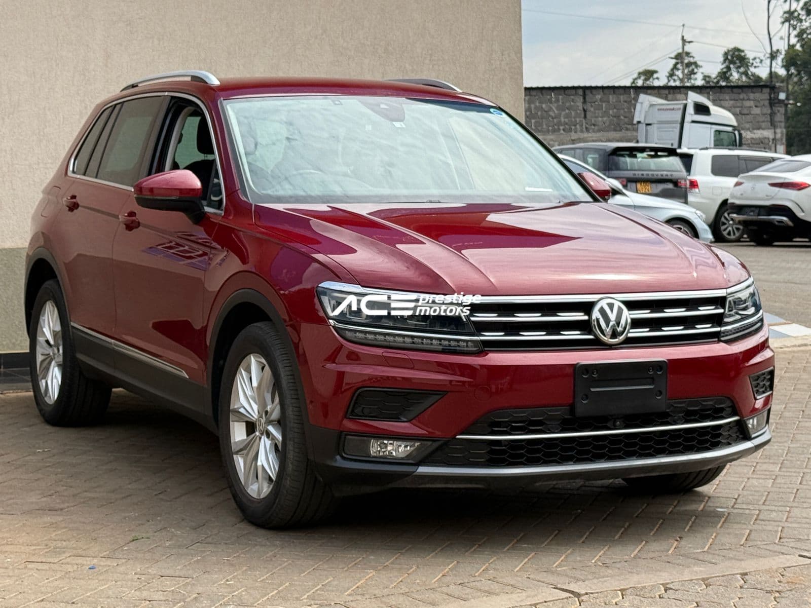 Image of Volkswagen Tiguan YOM - 2018