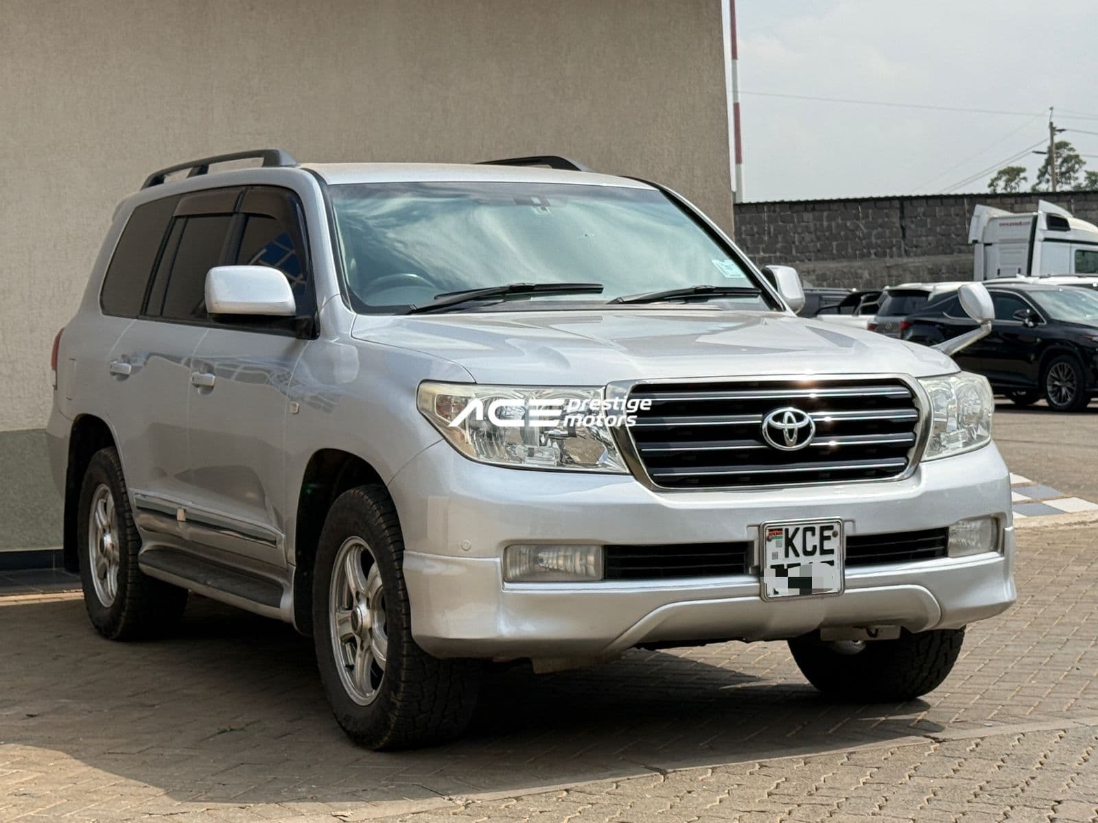 Image of Toyota Land Cruiser LC200 YOM - 2008