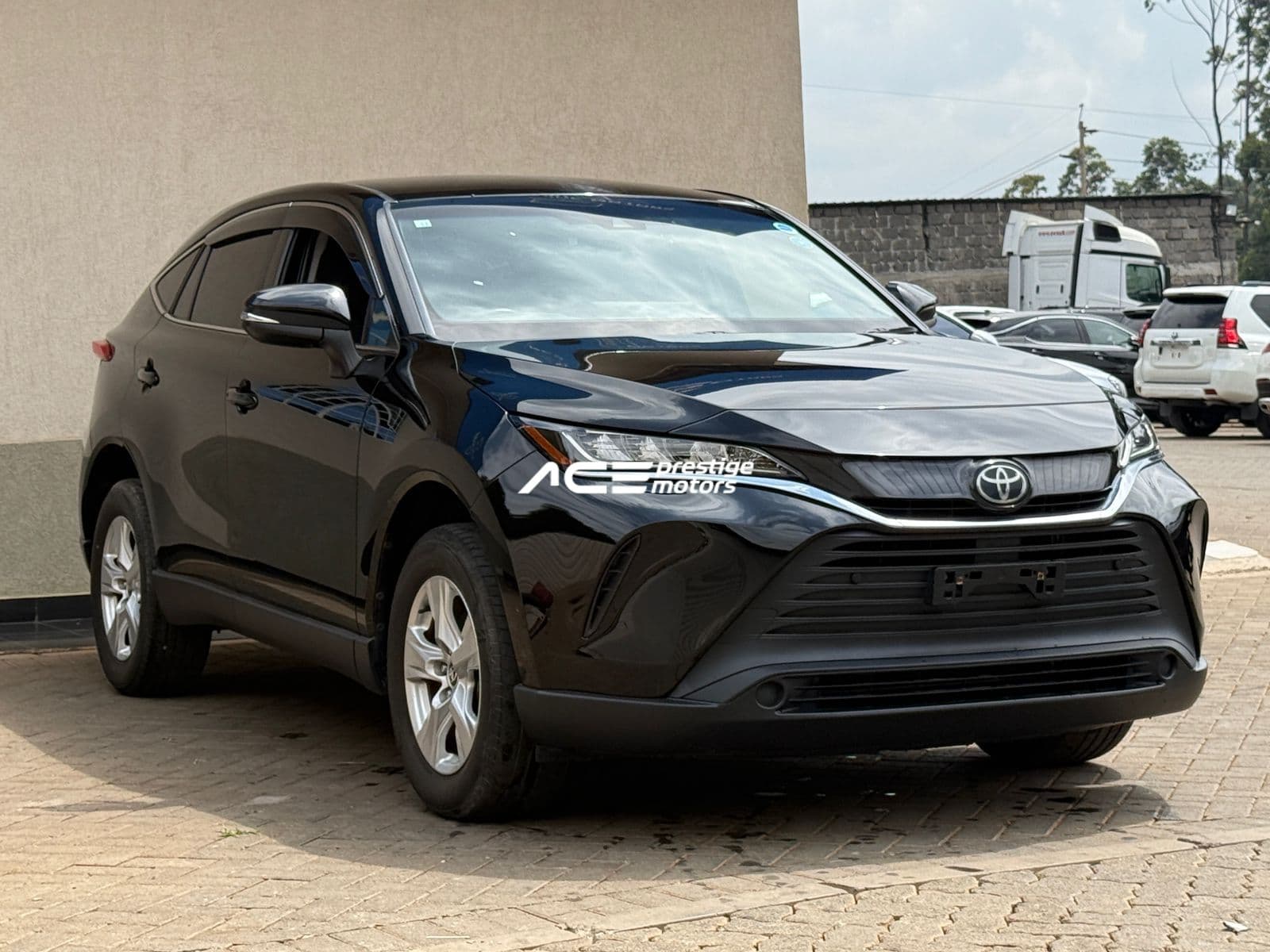 Image of Toyota Harrier YOM - 2020