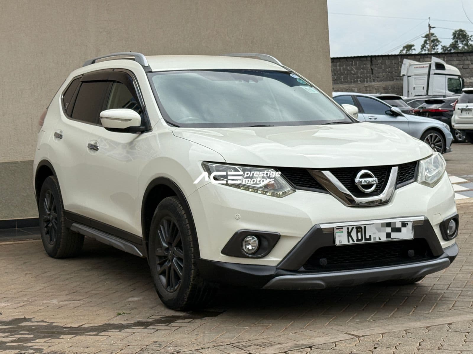 Image of Nissan X-Trail  YOM - 2015