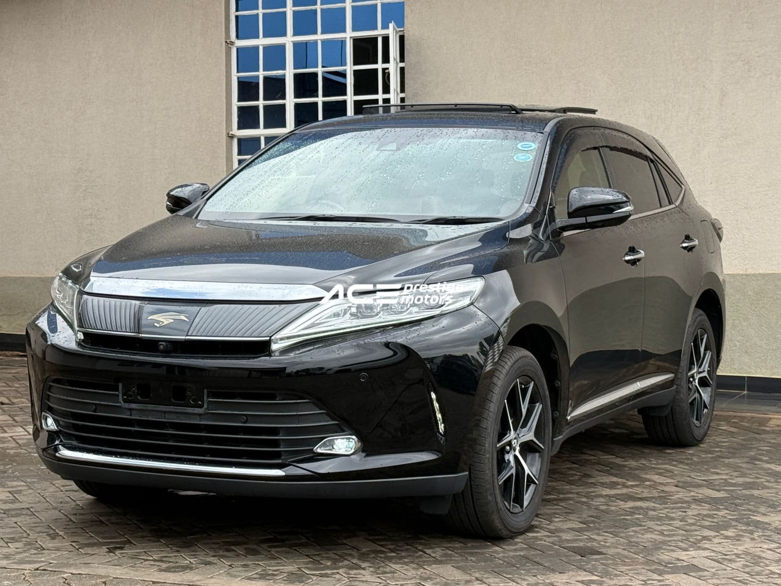 Image of Toyota Harrier  YOM - 2019