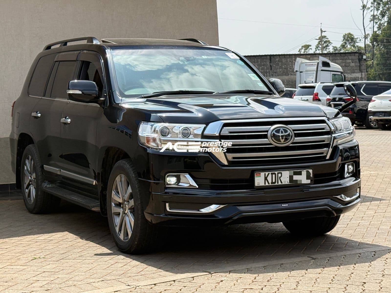 Image of Toyota Land Cruiser LC200 ZX YOM - 2021