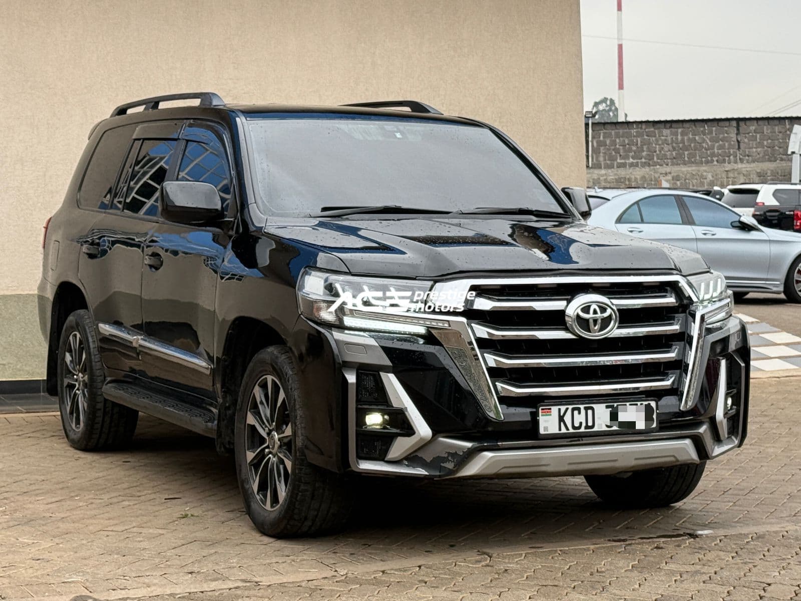 Image of Toyota Land Cruiser LC200 ZX YOM - 2008