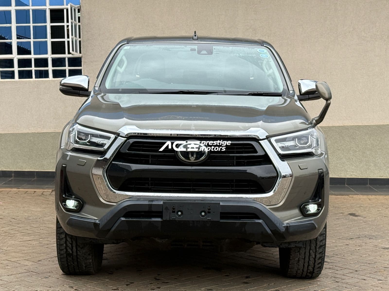 Image of Toyota Hilux YOM - 2021
