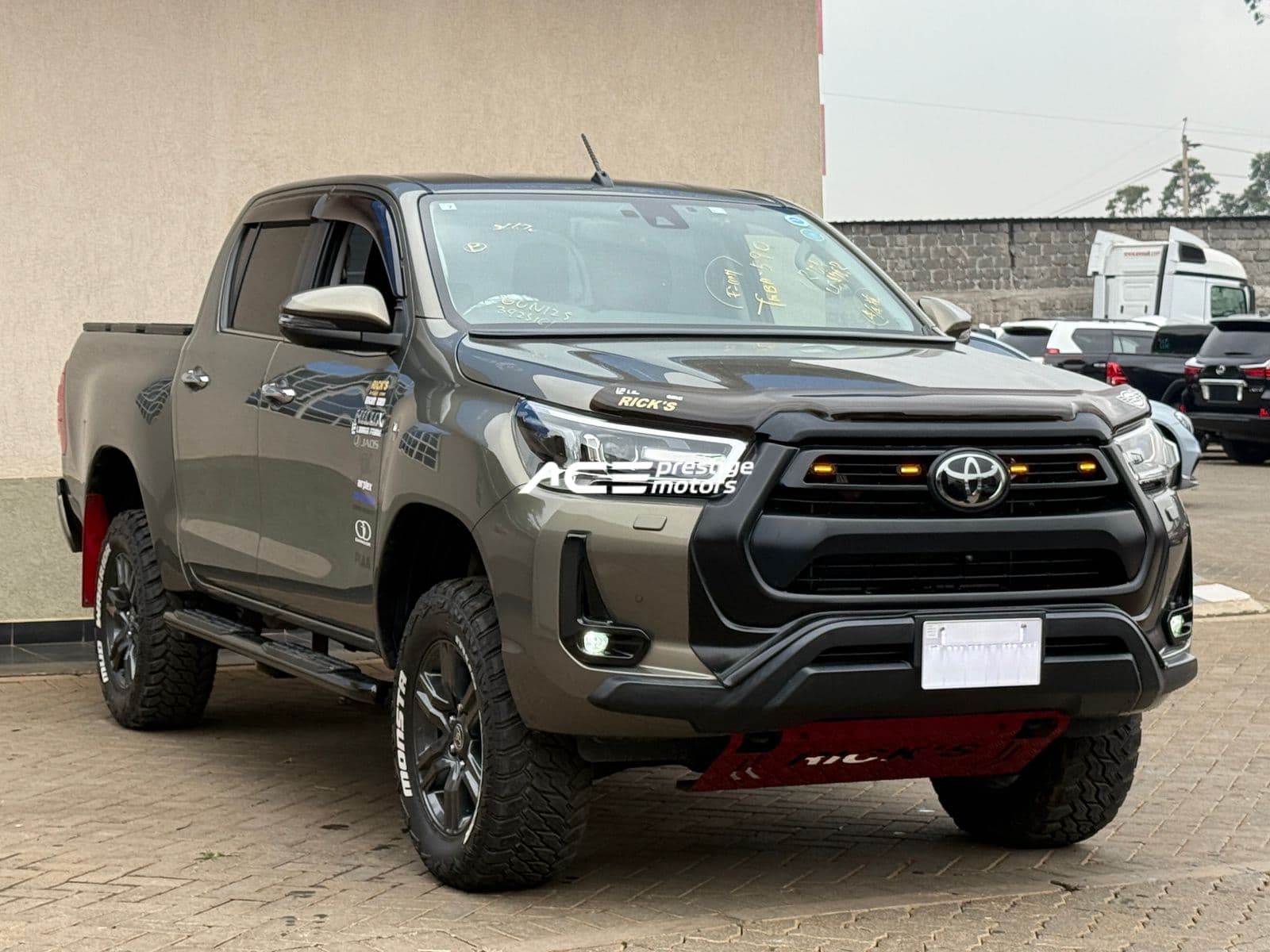Image of Toyota Hilux  YOM - 2021