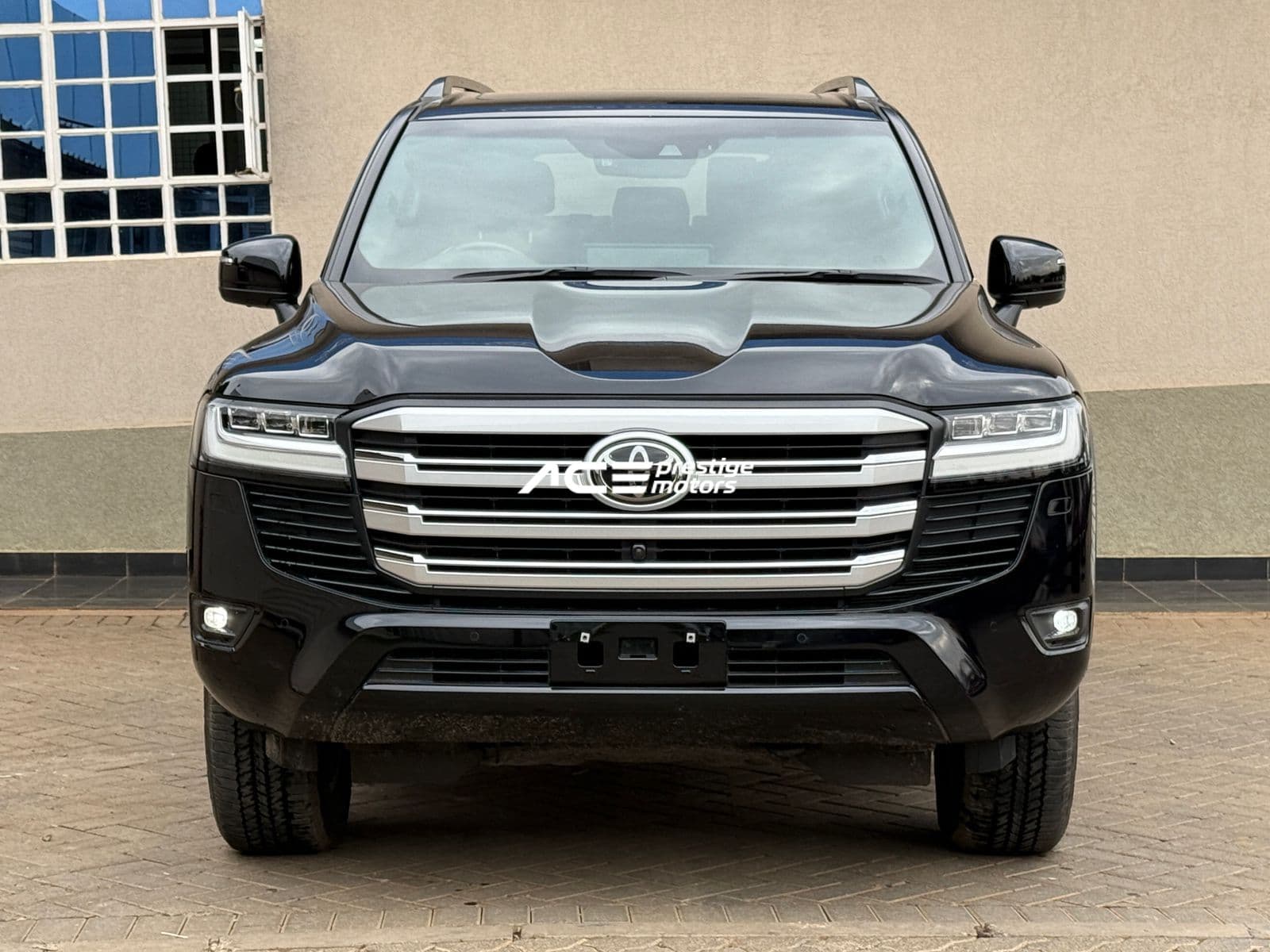 Image of Toyota Land Cruiser LC300 YOM - 2021