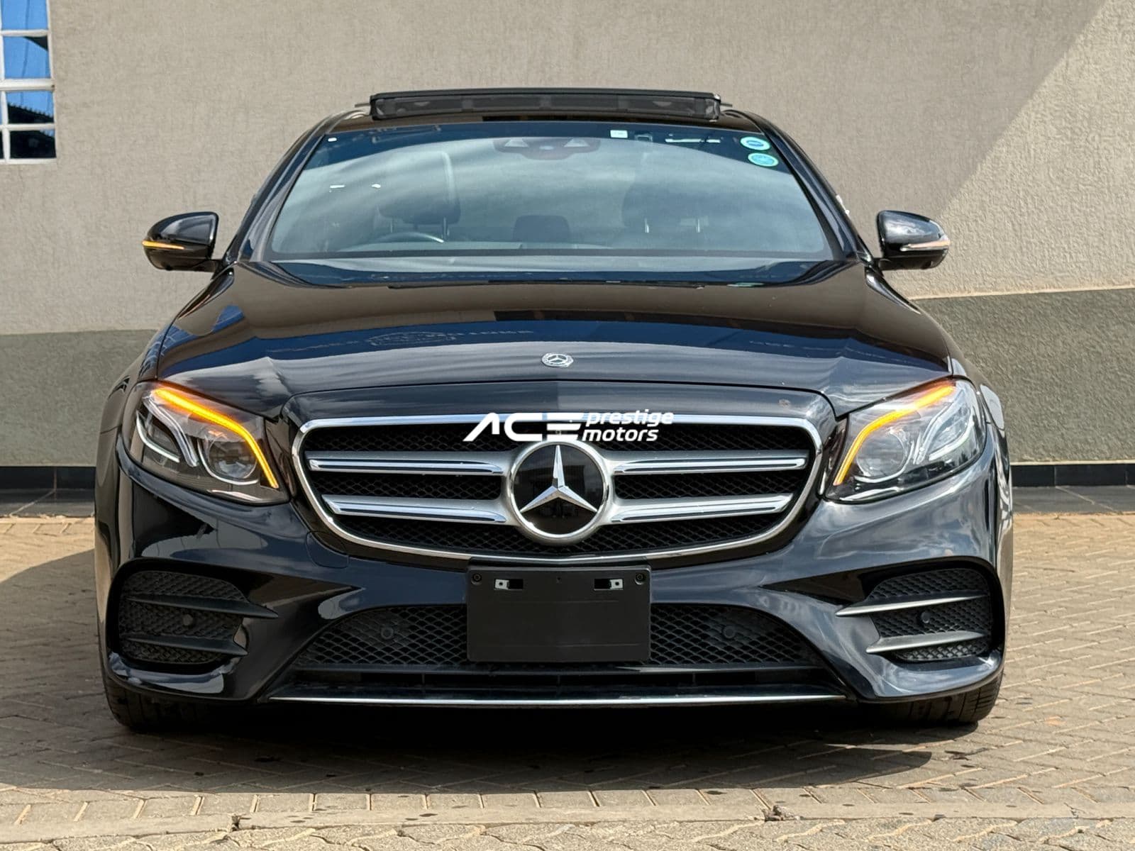 Image of Mercedes-Benz E200 YOM - 2018