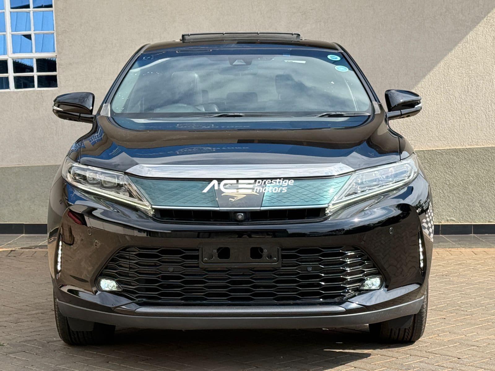 Image of Toyota Harrier Turbo YOM - 2018