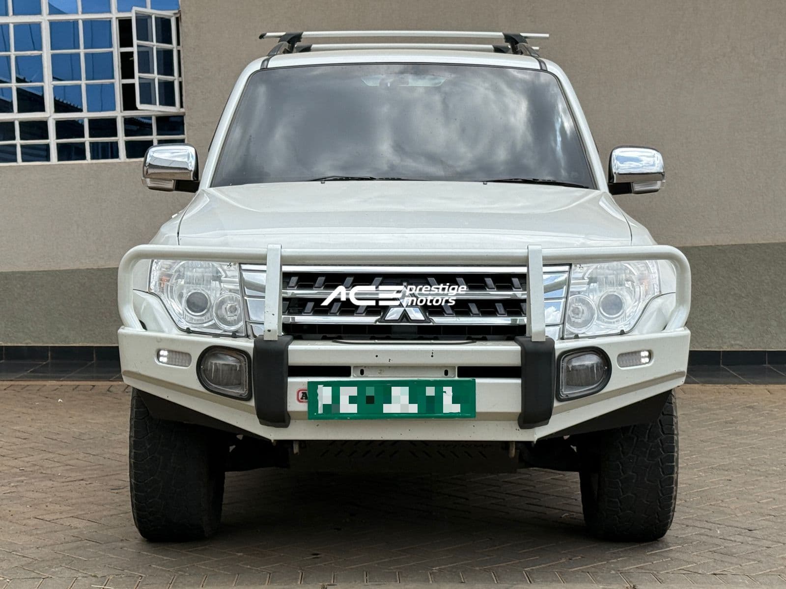 Image of Mitsubishi Pajero  YOM - 2018