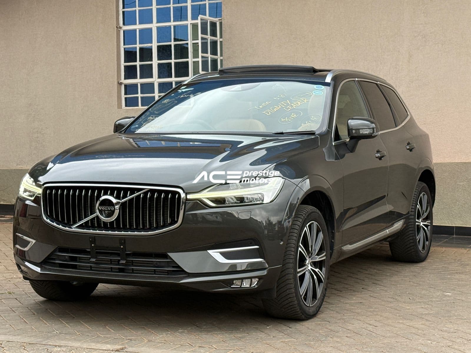Image of Volvo XC60 T5 Inscription AWD YOM - 2018