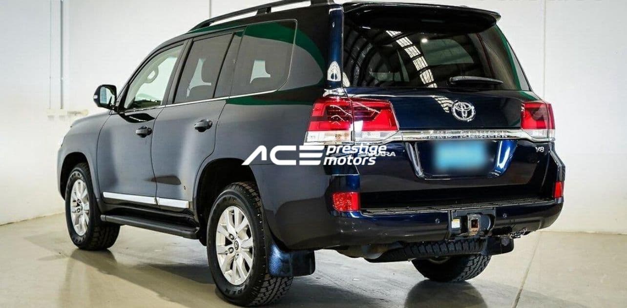Image of Toyota Land Cruiser Sahara YOM - 2018