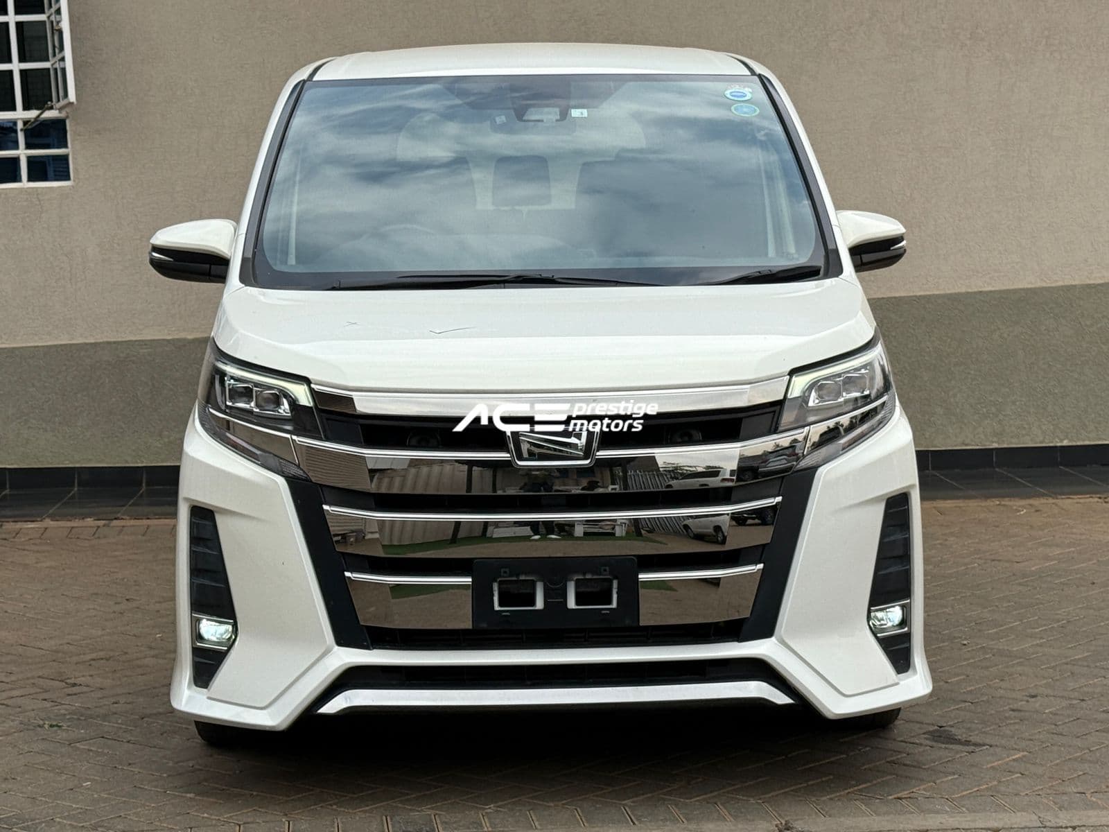 Image of  Toyota Noah WXB  YOM - 2018