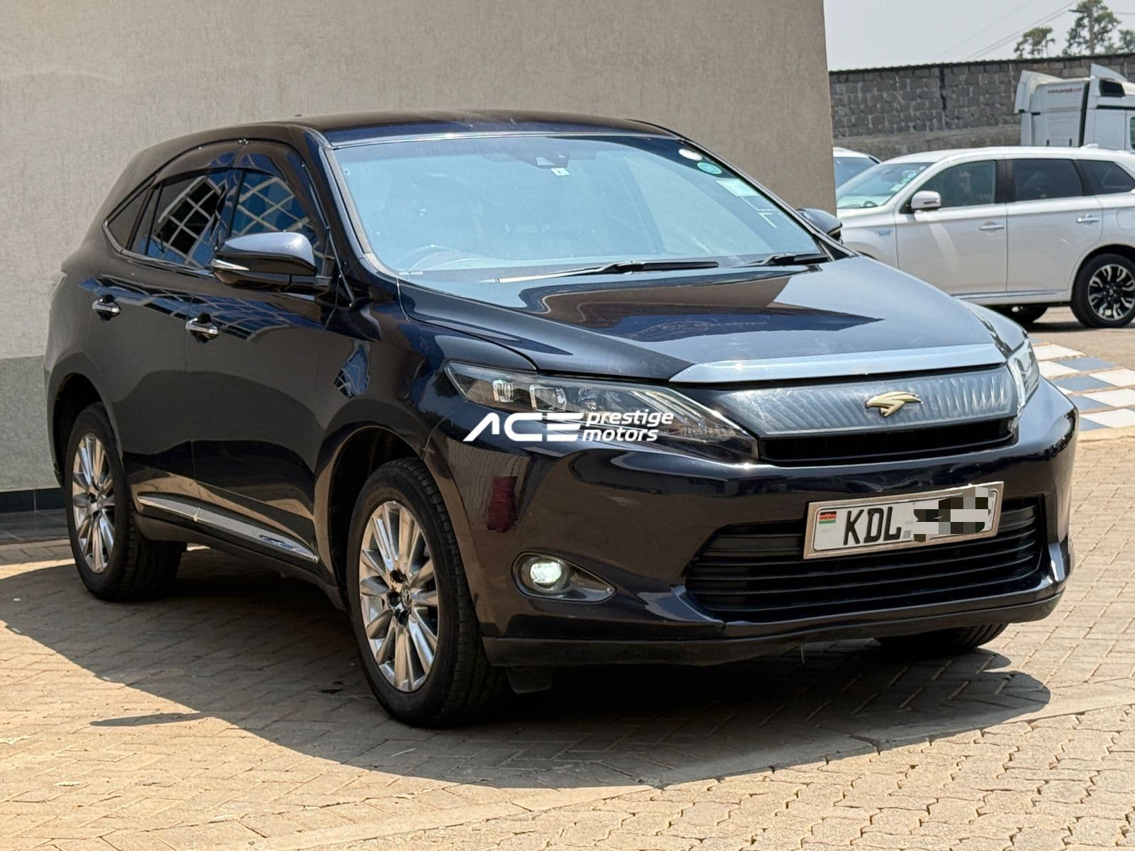 Image of Toyota Harrier YOM - 2016