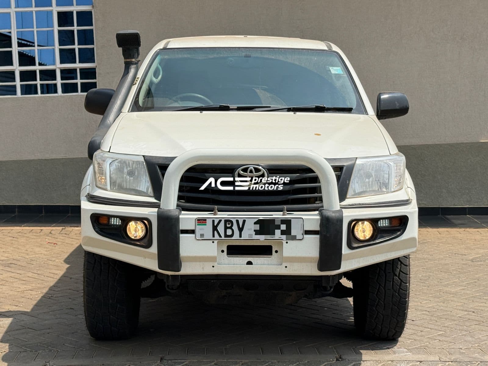 Image of  Toyota Hilux YOM - 2013