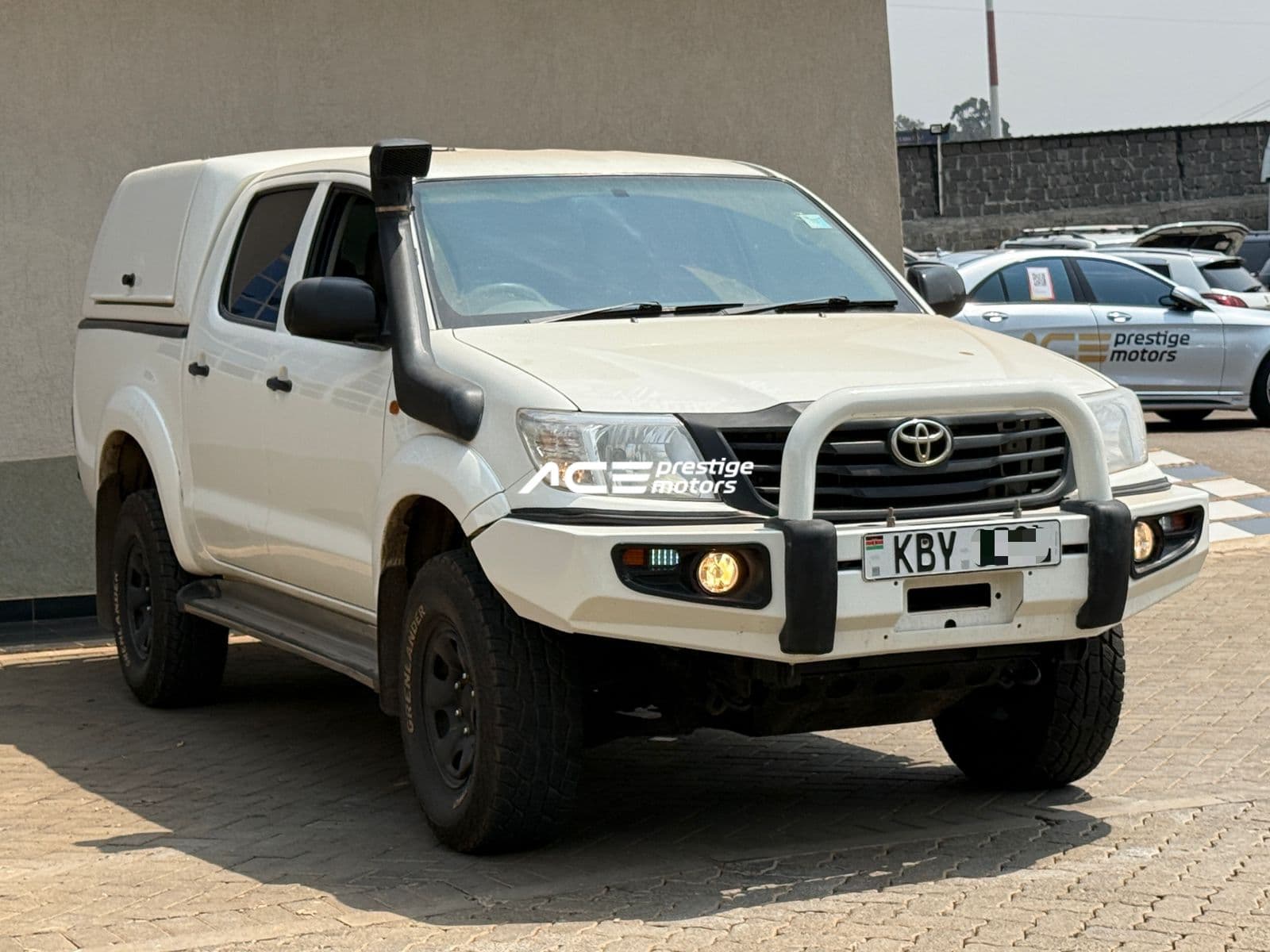 Image of  Toyota Hilux YOM - 2013