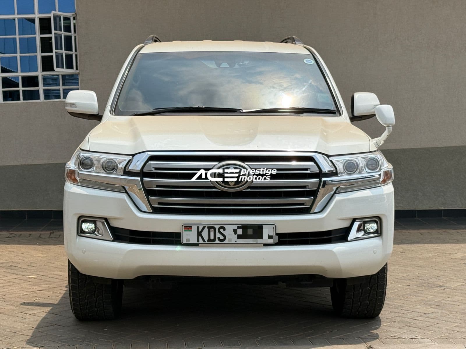 Image of Toyota Land Cruiser LC200 ZX YOM - 2017