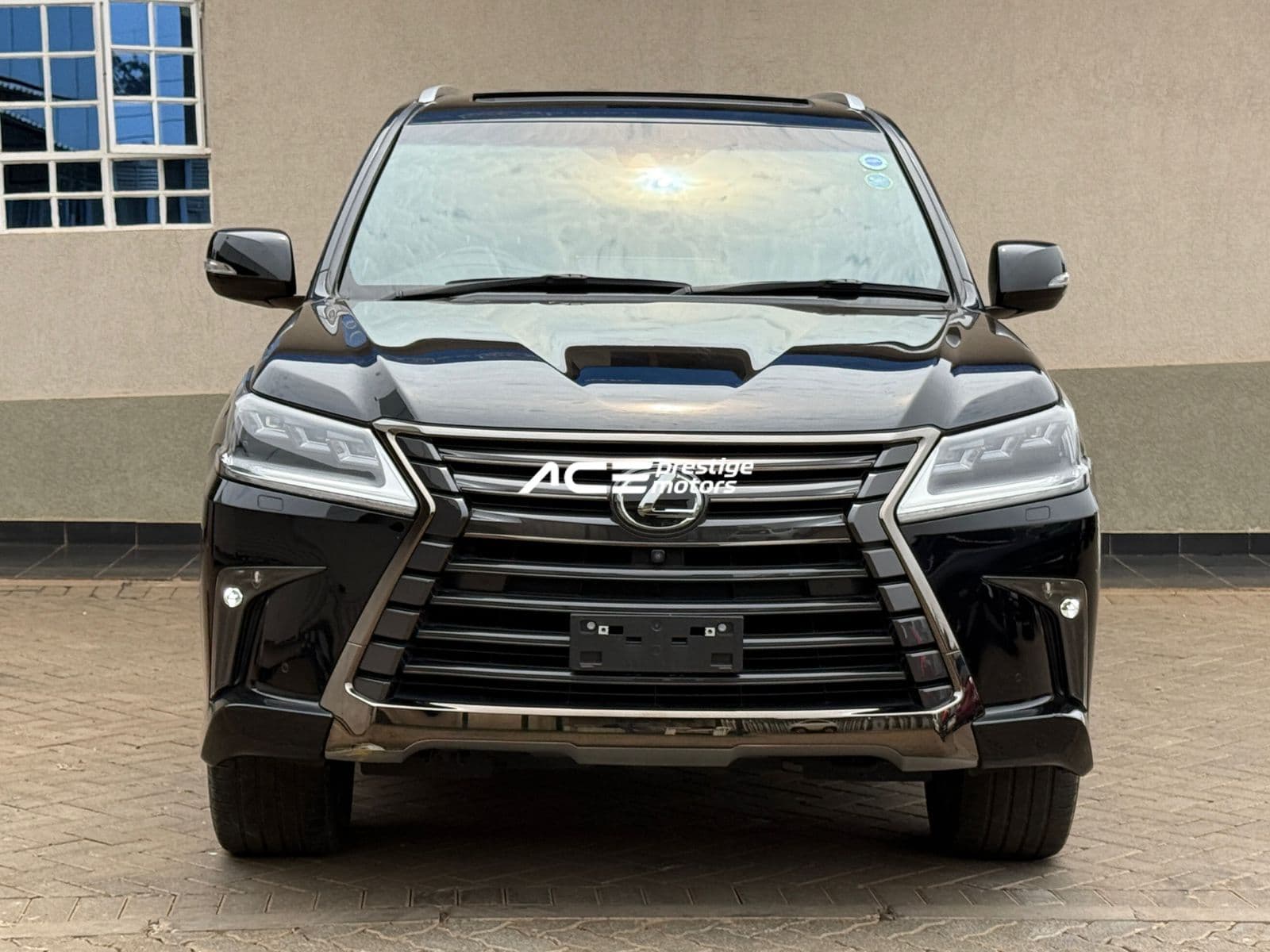 Image of Lexus LX570 YOM - 2018