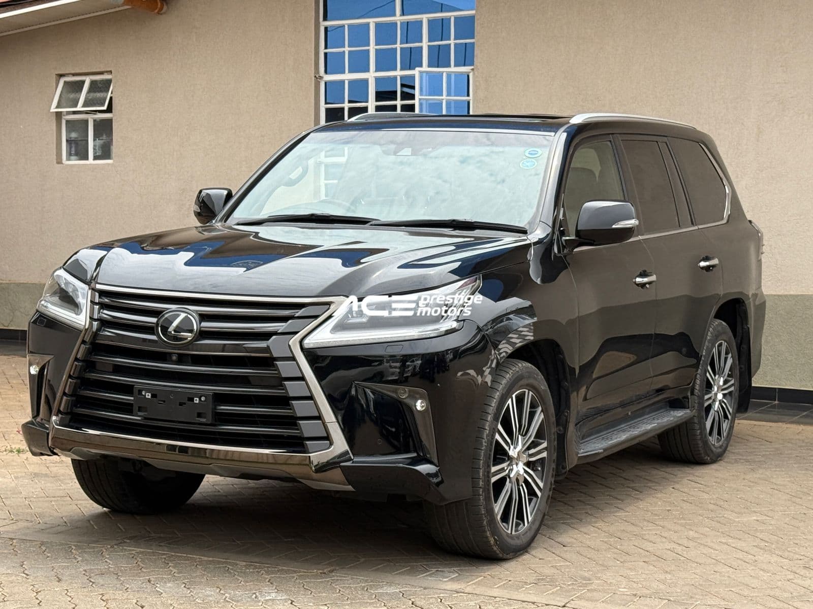 Image of Lexus LX570 YOM - 2018