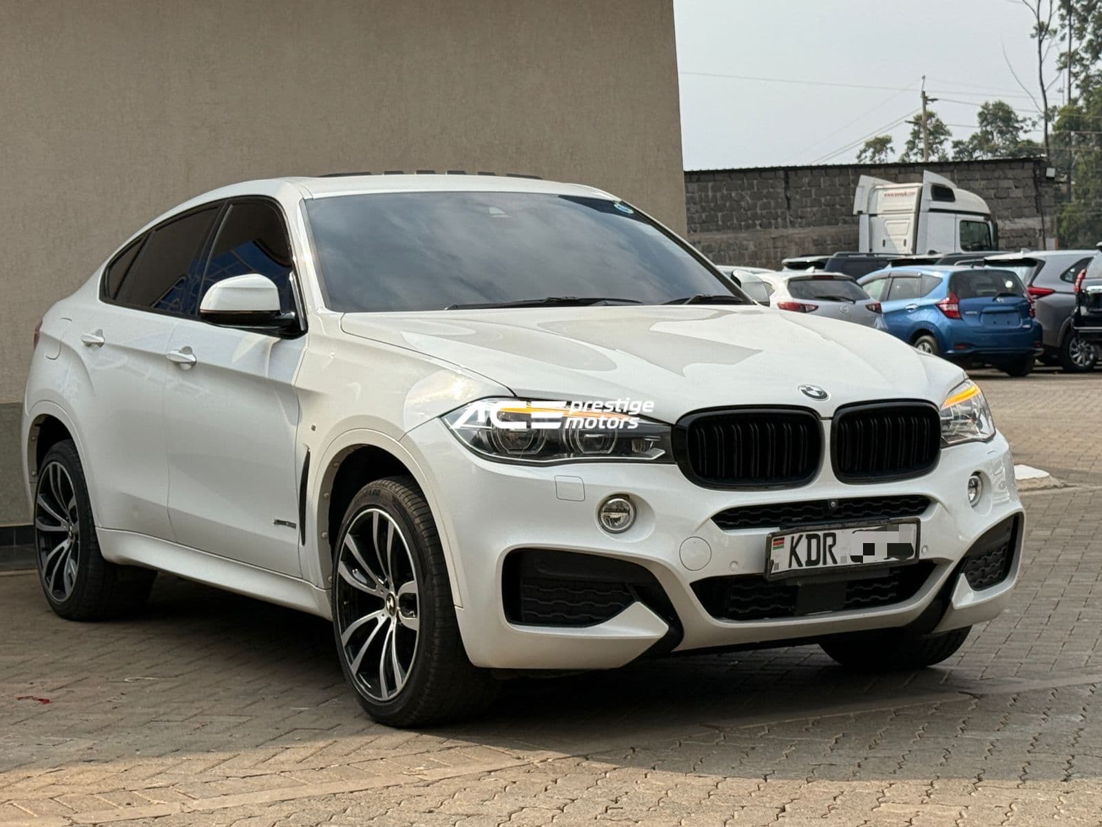 Image of BMW X6 xDrive35i YOM - 2017