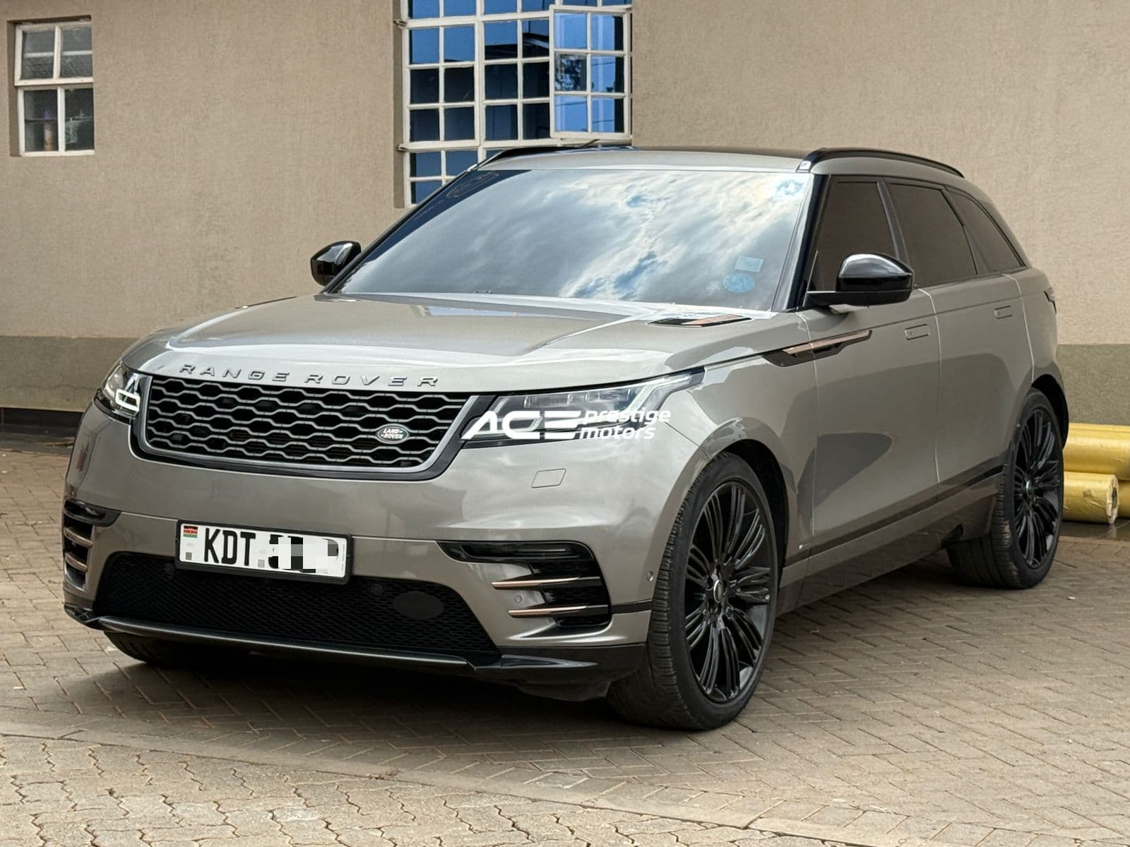 Image of Range Rover Velar D240 HSE YOM - 2019
