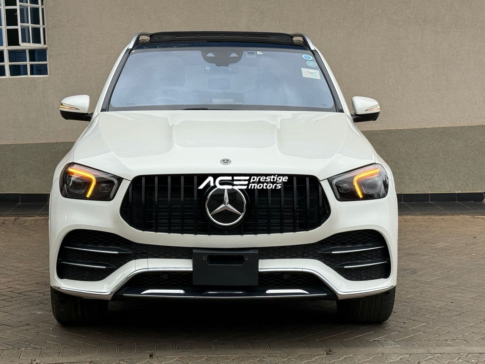 Image of Mercedes Benz GLE 300d YOM - 2019