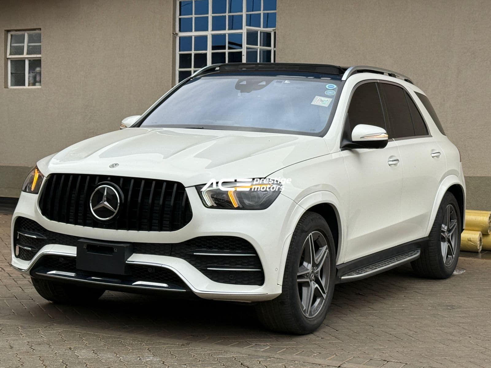 Image of Mercedes Benz GLE 300d YOM - 2019
