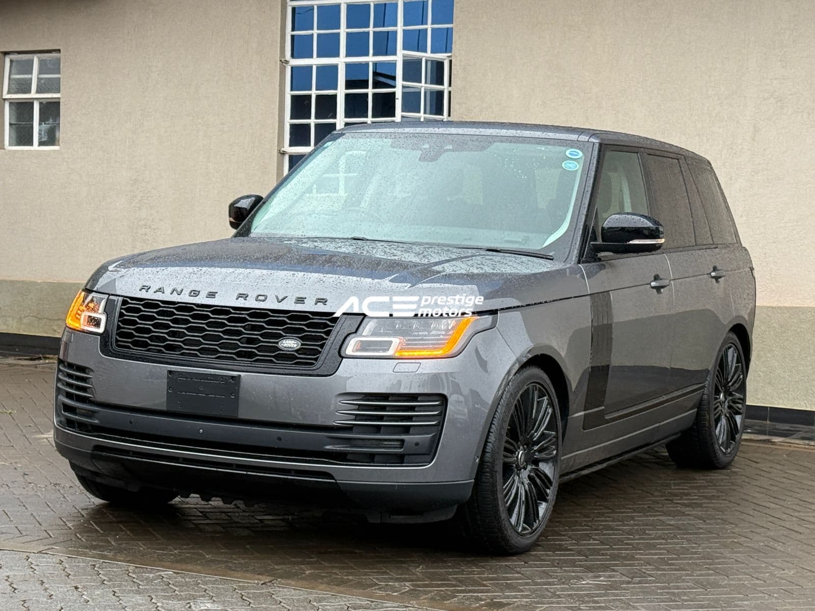 Image of Range Rover Vogue  YOM - 2019