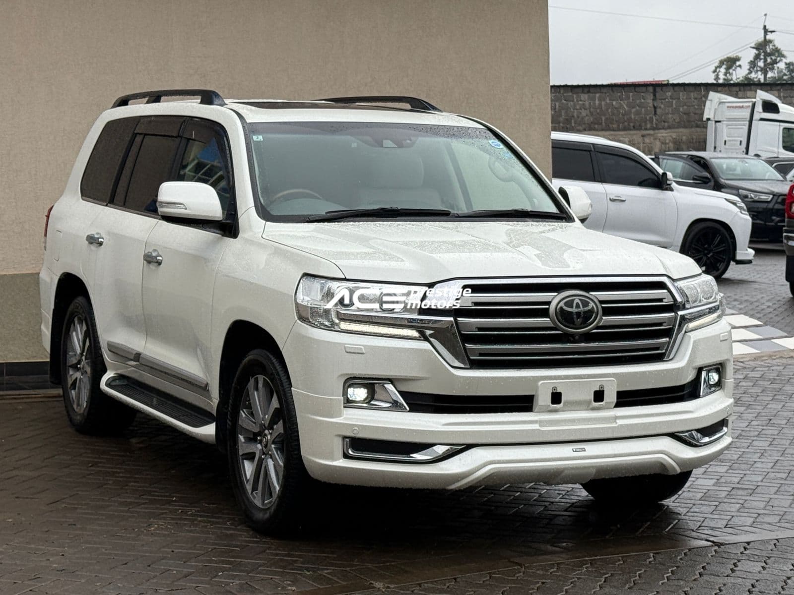 Image of Toyota Land Cruiser LC200 ZX YOM - 2018