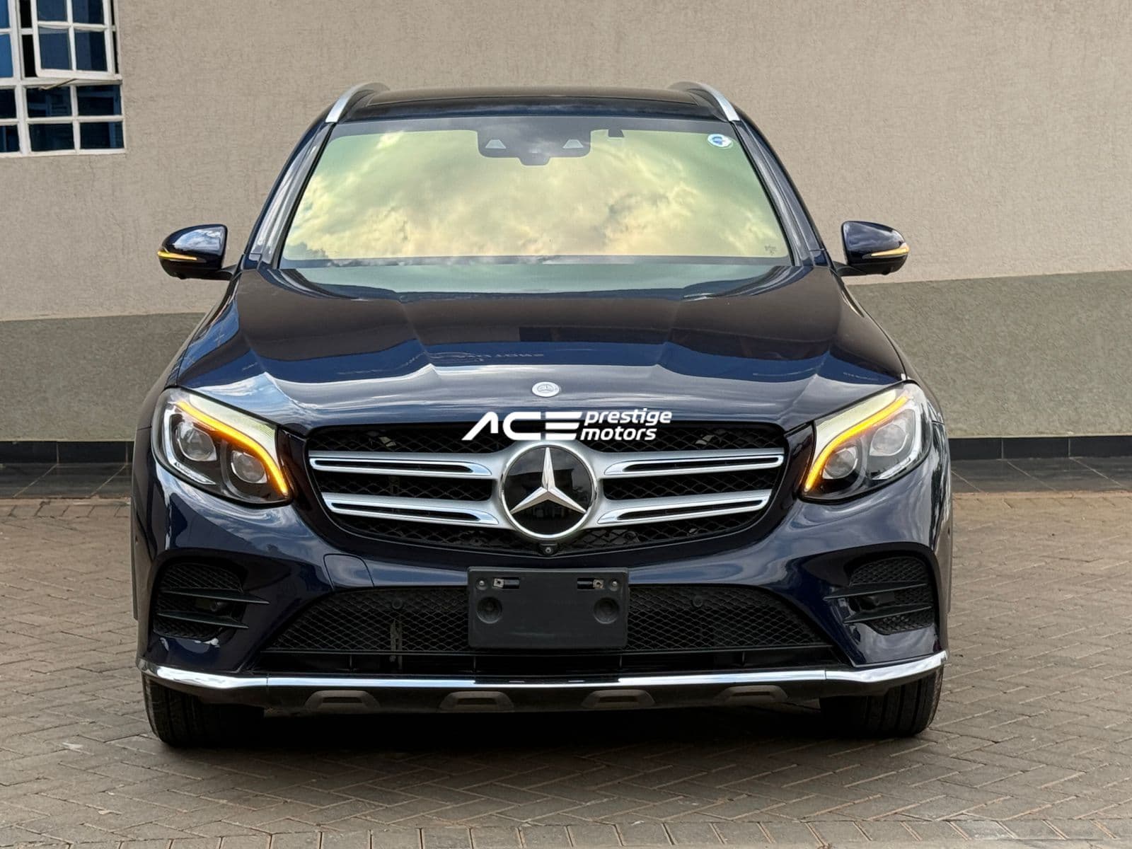 Image of Mercedes-Benz GLC 250 YOM - 2016