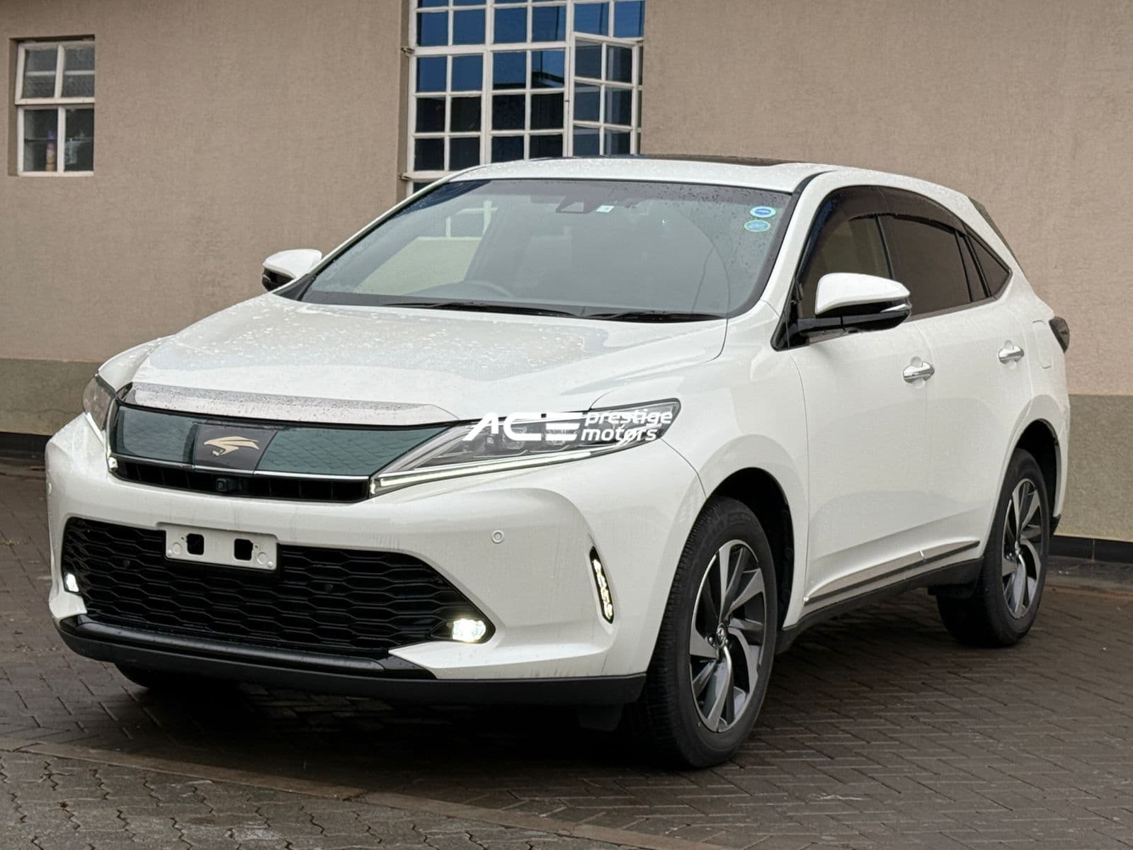 Image of Toyota Harrier Turbo YOM - 2018