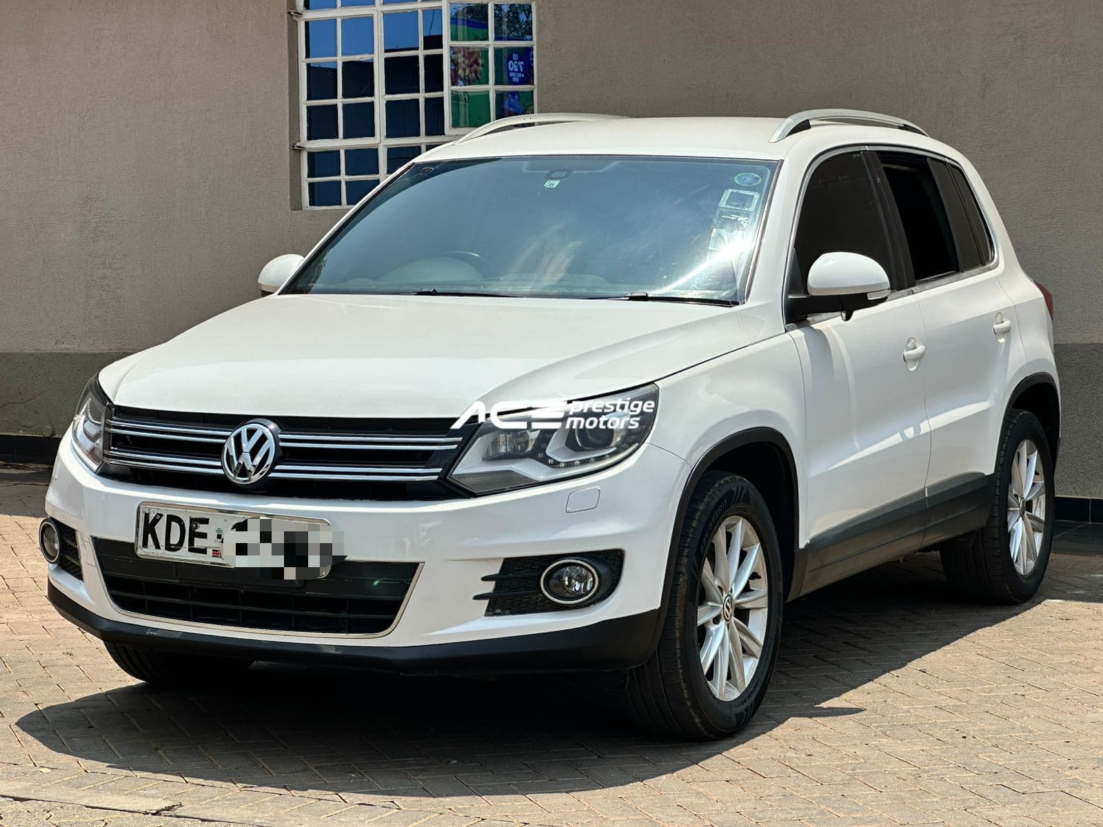 Image of Volkswagen Tiguan  YOM - 2014