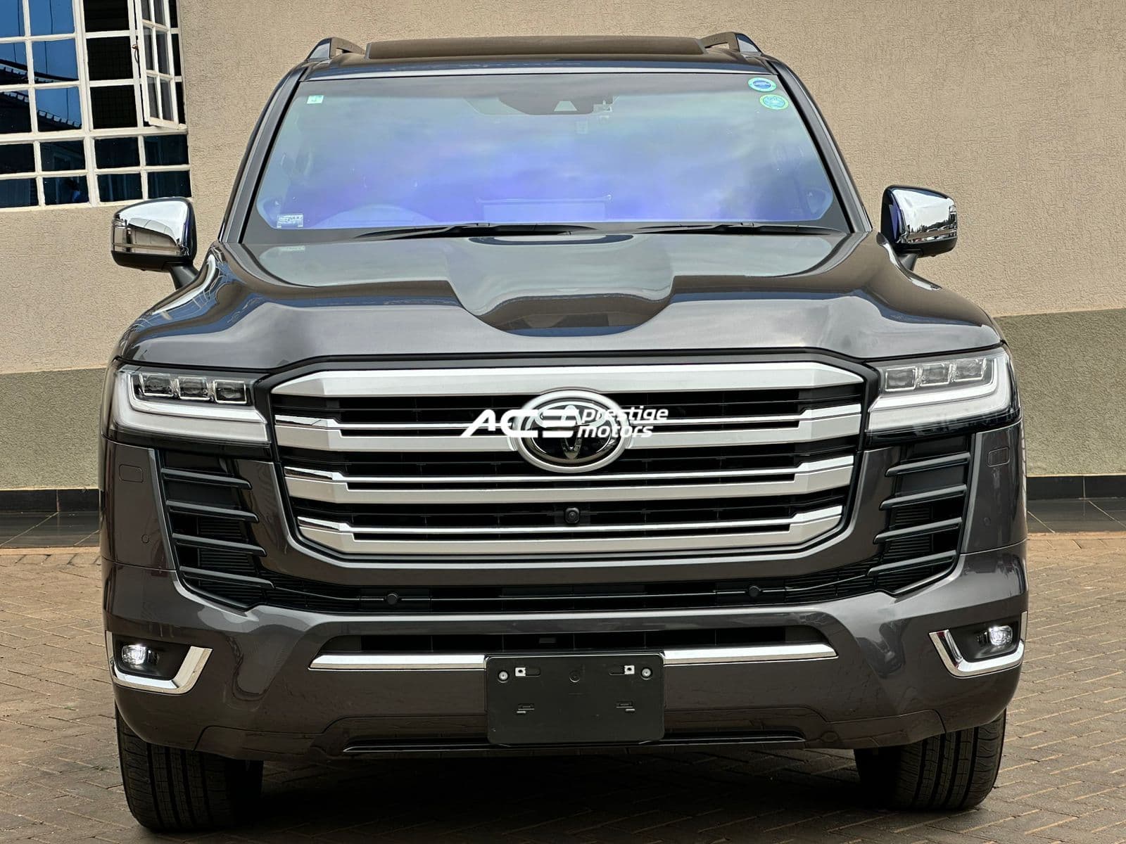 Image of Toyota Land Cruiser LC300 ZX YOM - 2022