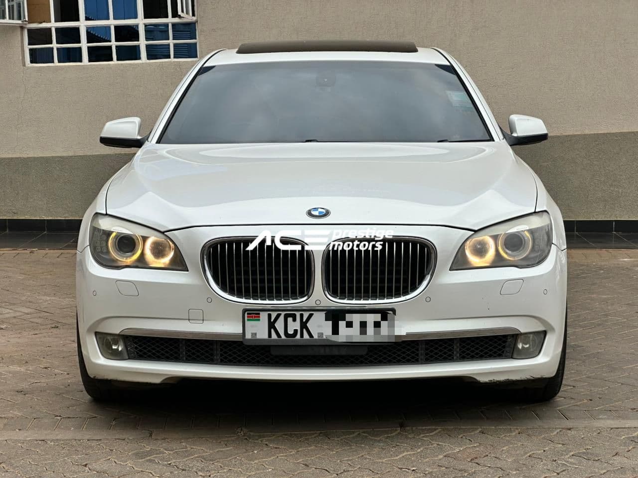 Image of BMW 740i  YOM - 2009