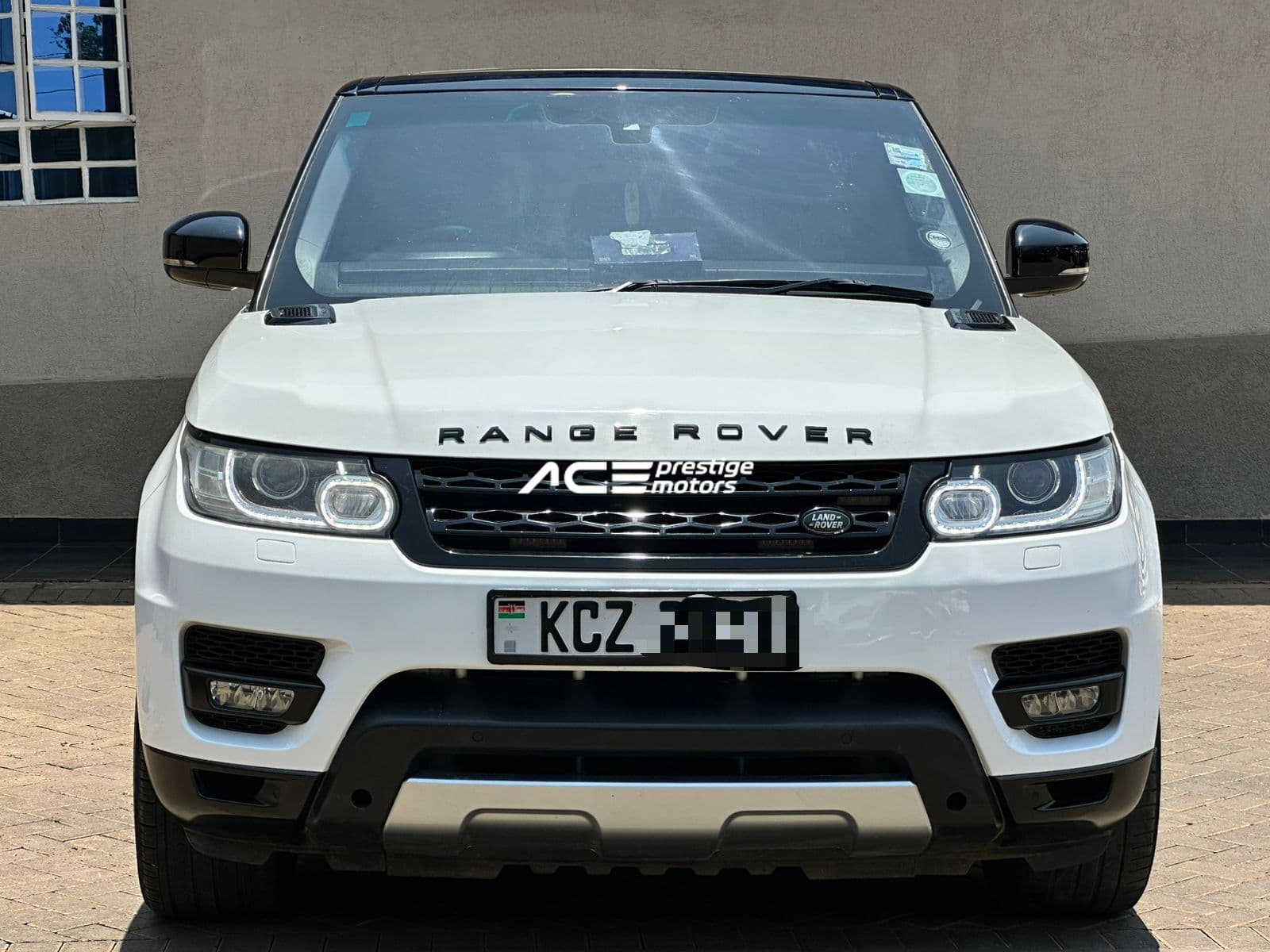 Image of  Range Rover Sport YOM - 2014