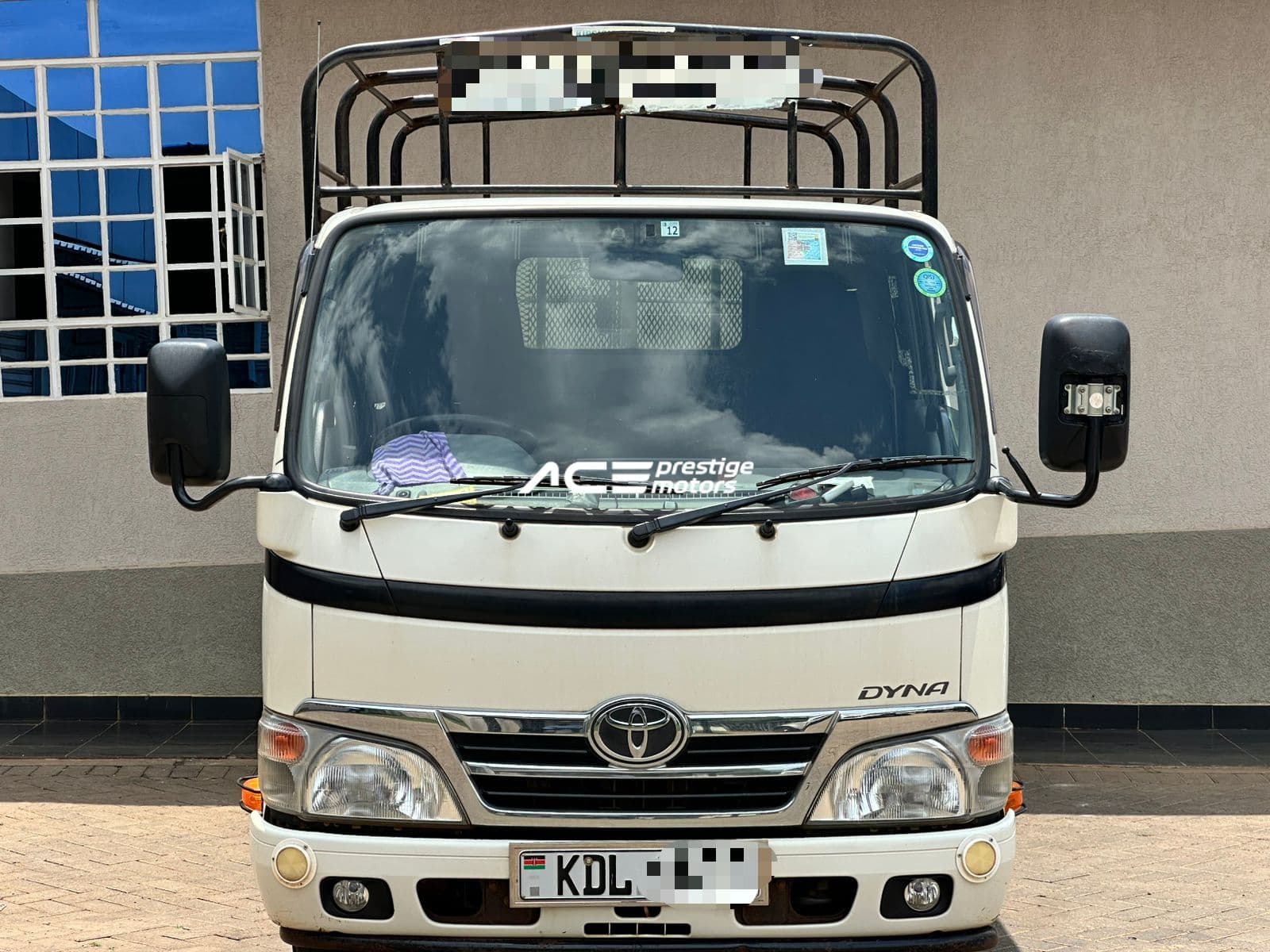 Image of Toyota Dyna YOM - 2015