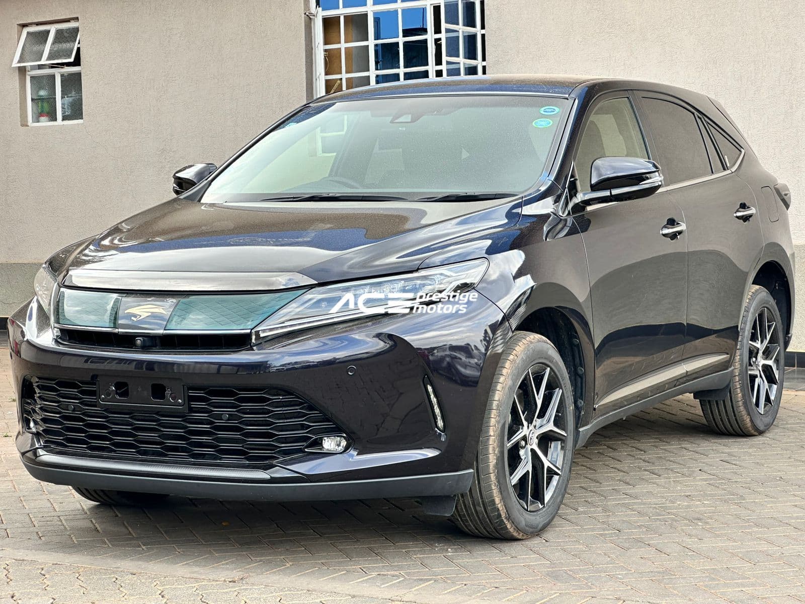 Image of Toyota Harrier Turbo YOM - 2018