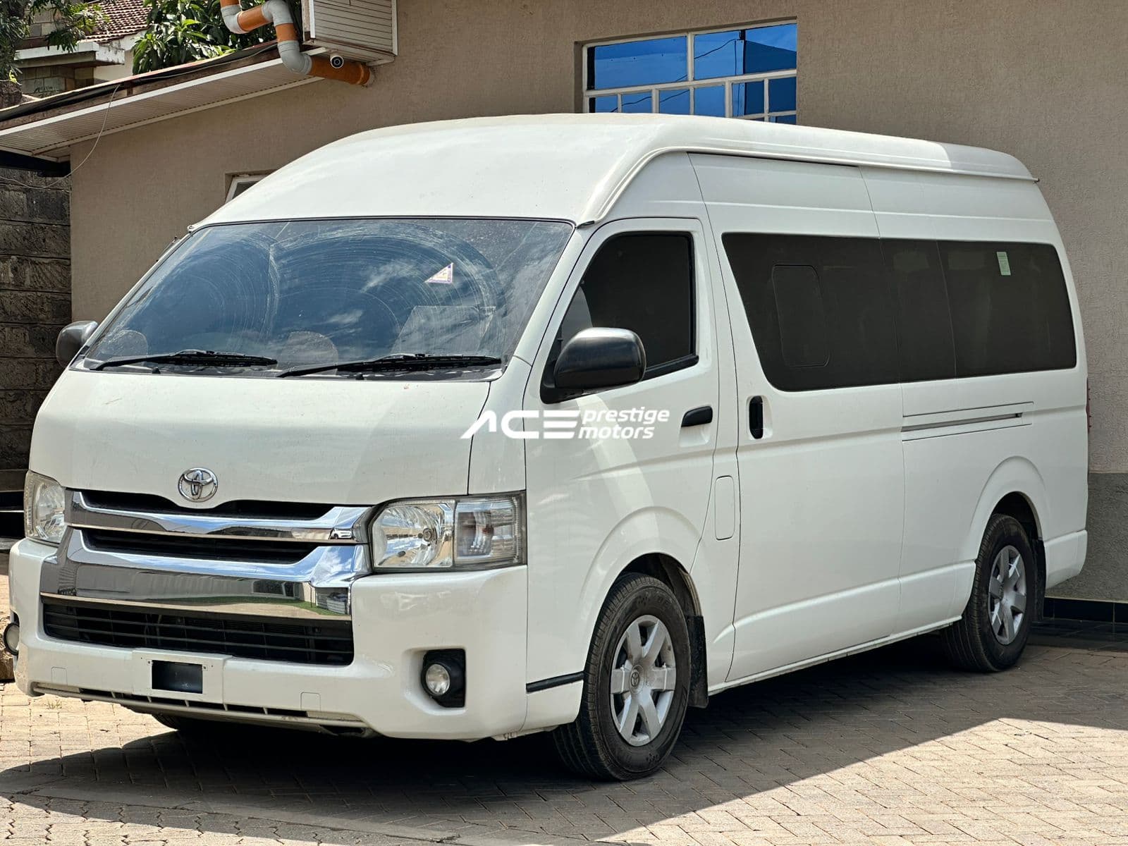Image of Toyota Hiace Commuter YOM - 2018