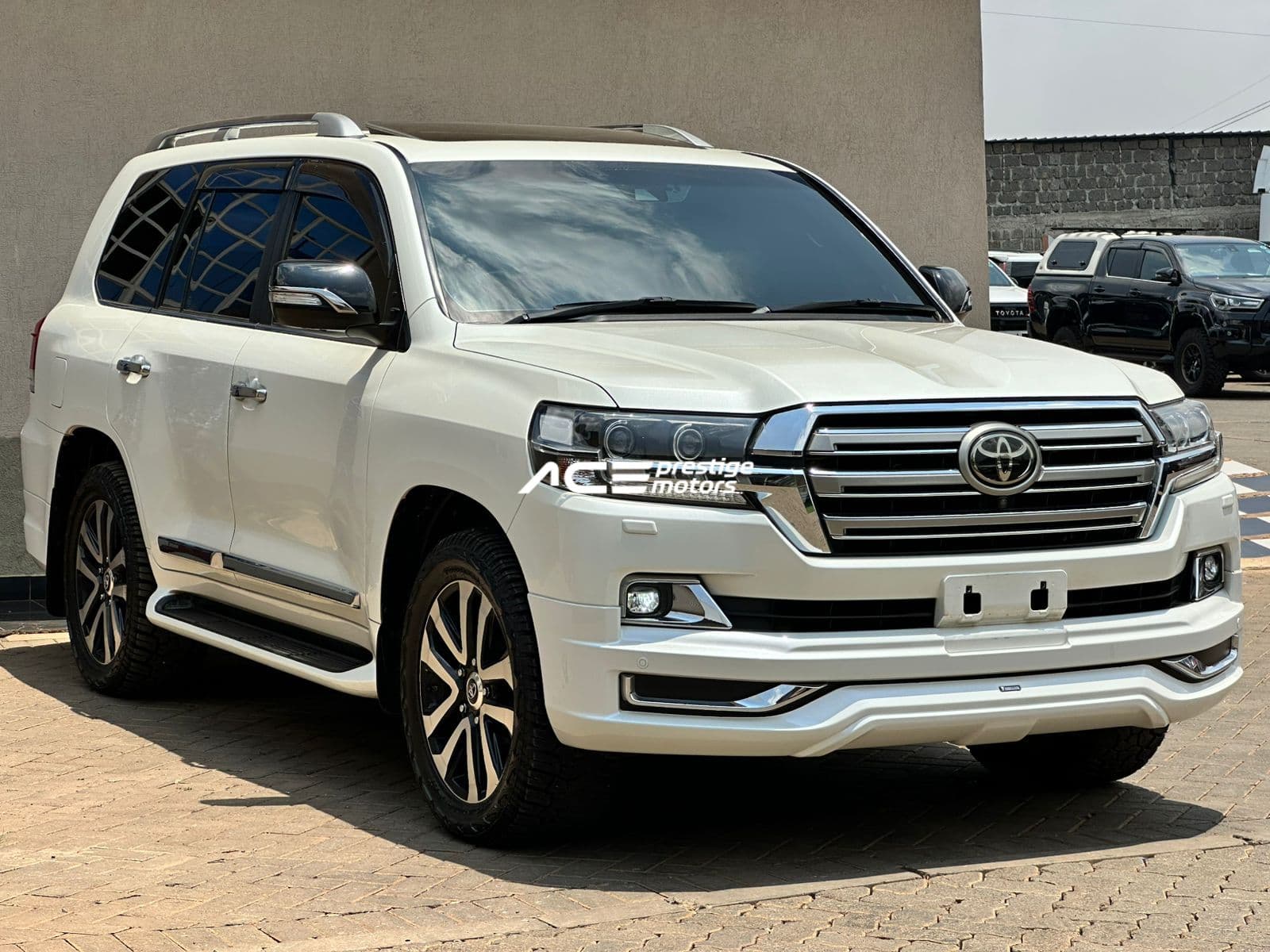 Image of Toyota Land Cruiser LC200 ZX YOM - 2018