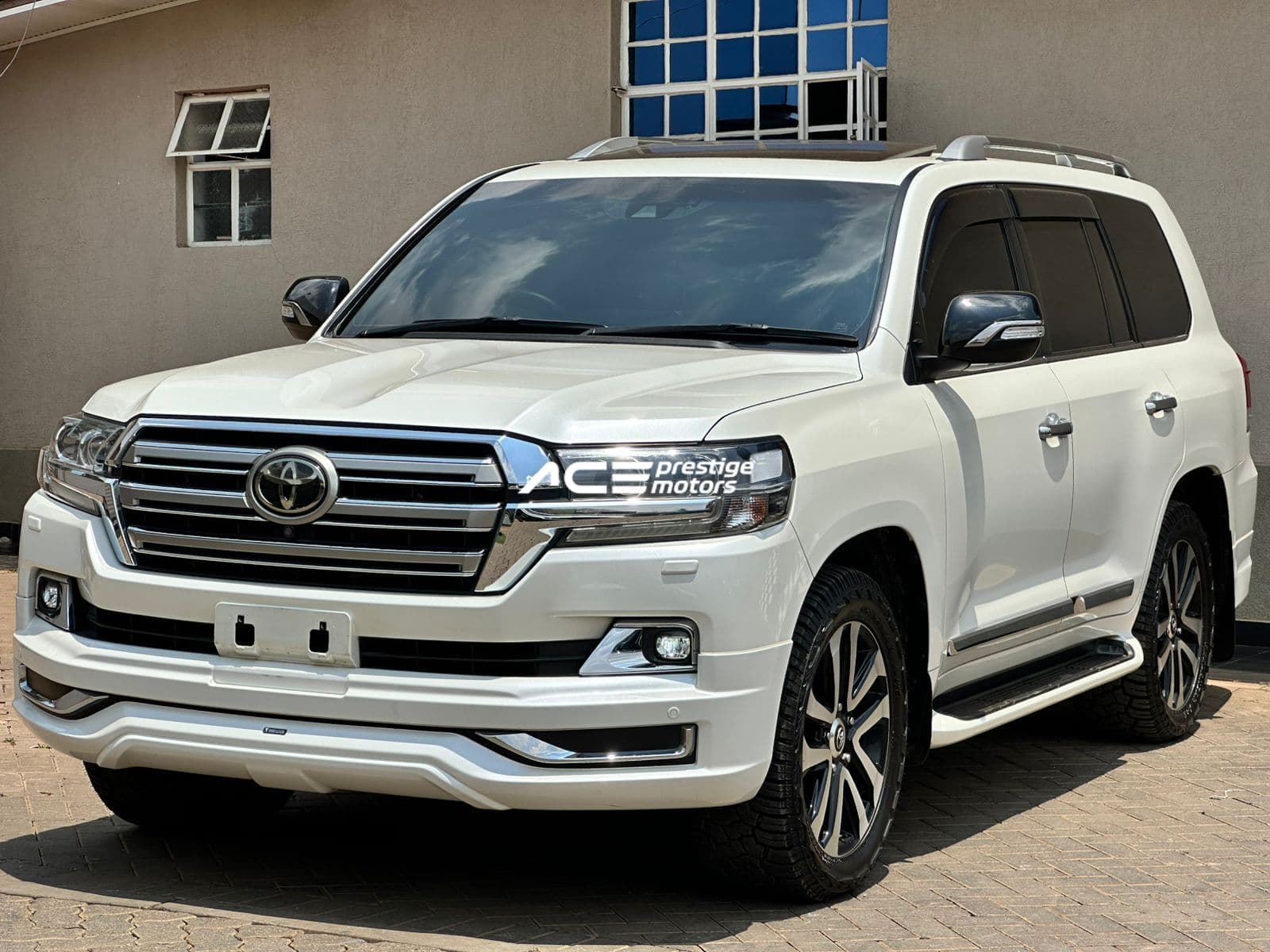 Image of Toyota Land Cruiser LC200 ZX YOM - 2018
