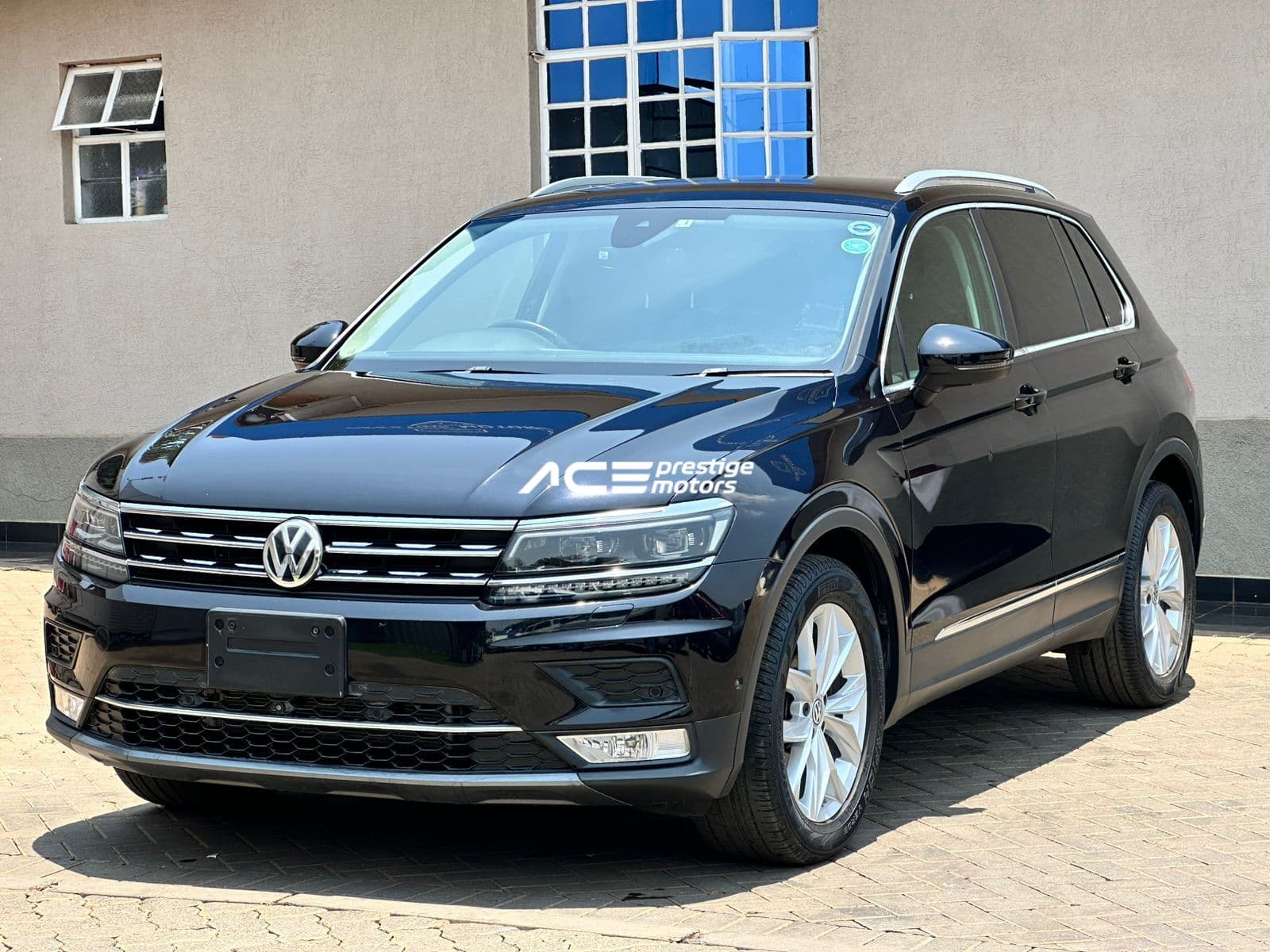 Image of Volkswagen Tiguan  YOM - 2017