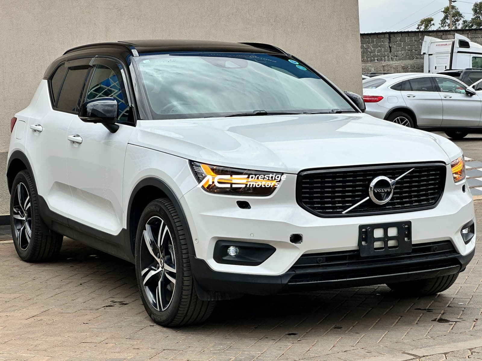 Image of  Volvo XC40 T5 R-Design  YOM - 2018