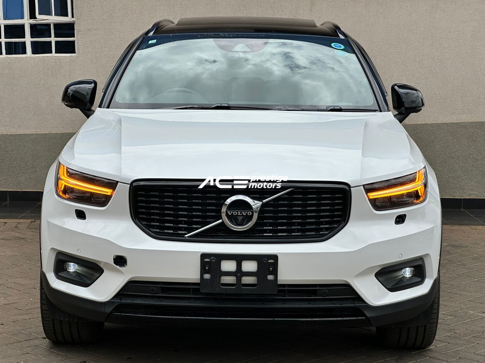 Image of  Volvo XC40 T5 R-Design  YOM - 2018
