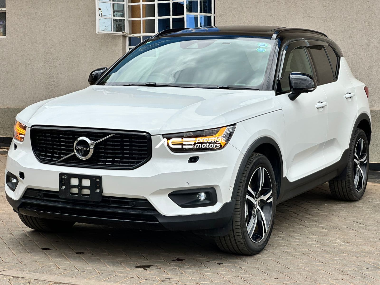 Image of  Volvo XC40 T5 R-Design  YOM - 2018